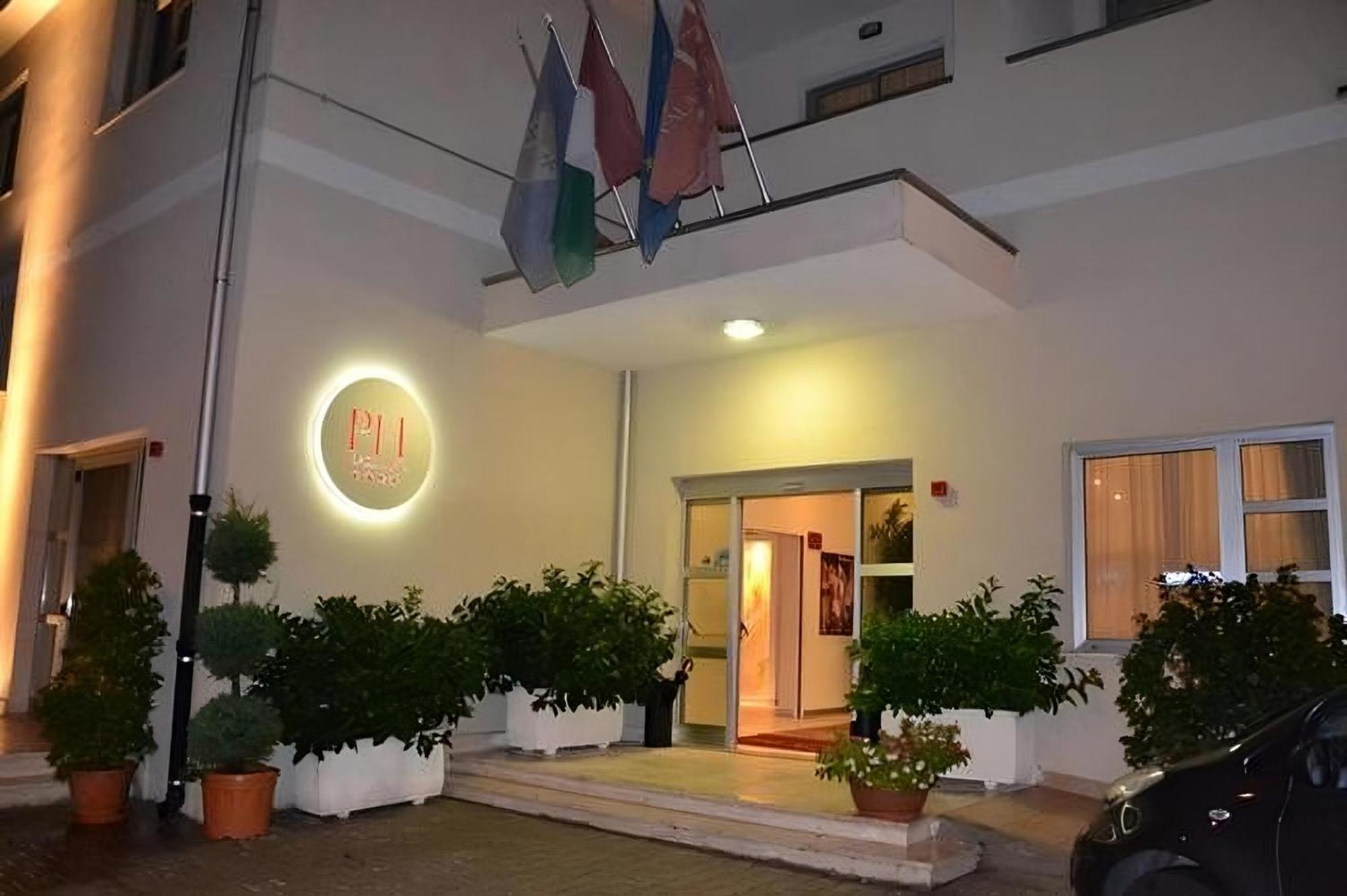 Hotel Palace ジョイア・タウロ エクステリア 写真